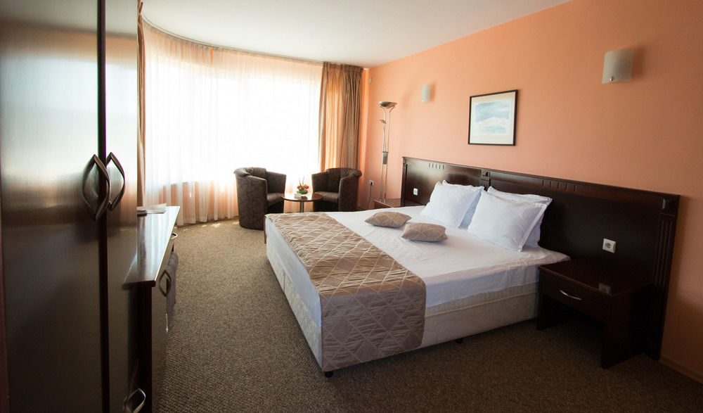 Hotel Divesta - Self Check In Varna Eksteriør bilde